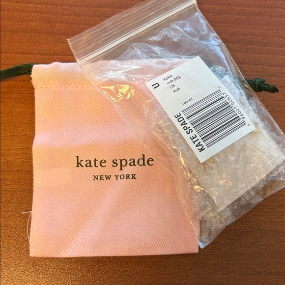 NWT Kate Spade ♠️ Ice Cream Cone Stud Earrings - Picture 4 of 4